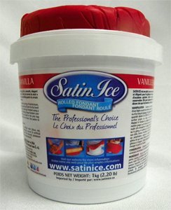 Satin Ice Rolled Fondant - Red - Vanilla - 1 kg