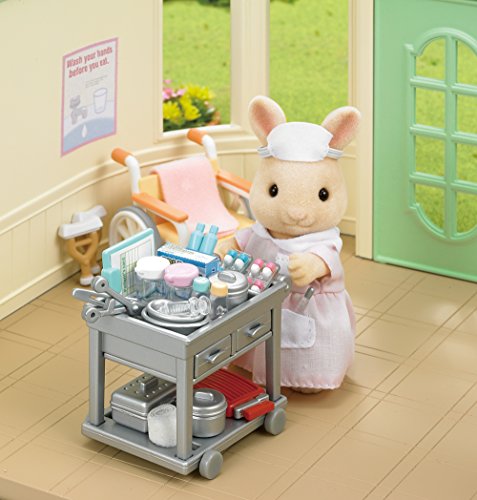 Calico Critters Country Nurse Set Playset