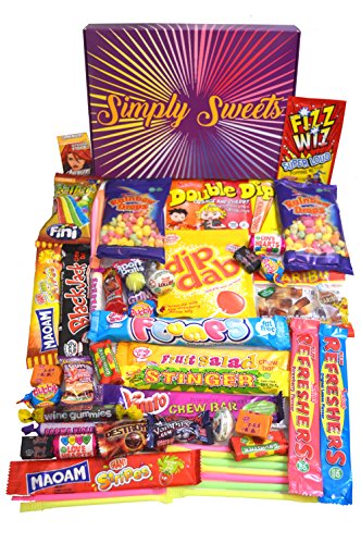 Simply Sweets retro sweet hamper gift box. Packed with 48 of the best retro sweet. A perfect present for Birthdays, Get Well Soon, Christmas. Packed in a fun stylish unique box, everybody will be sure to love this sweetie box.